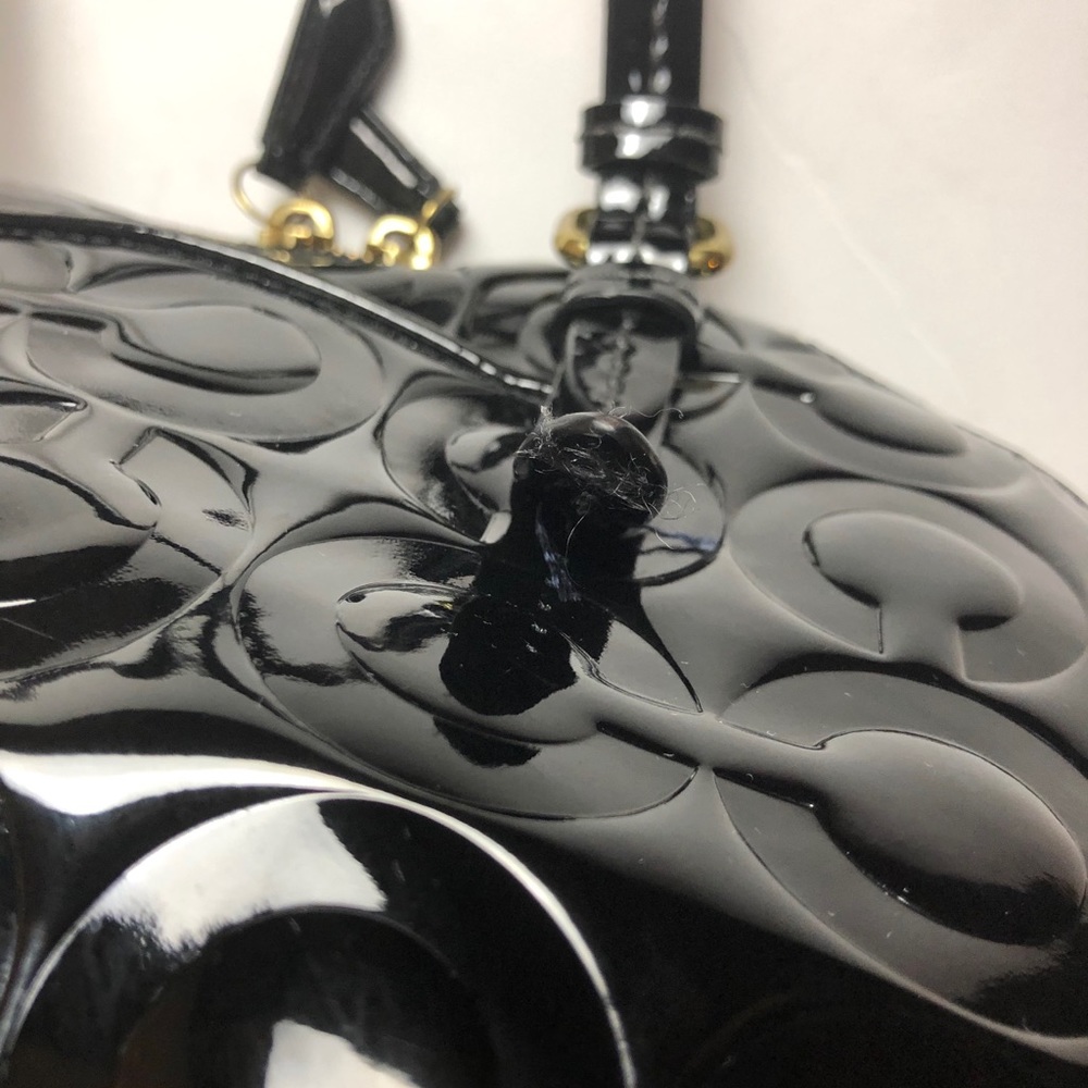 *SOLD*Coach Peyton Embossed Patent Crossbody Bag - Picture 14 of 16